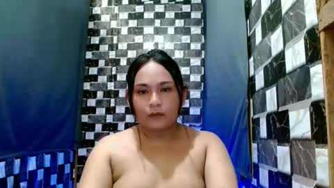 Snapshot of hottie_uzeah21 chatting on June 4, 2026, 4:51 am hottie_uzeah21 online show from June 4, 2026, 4:51 am