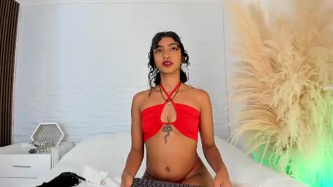 Snapshot of hottie_veronica chatting on July 13, 2026, 8:33 pm Veronica independent model online show from July 13, 2026, 8:33 pm