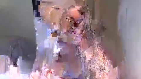 Meryl online show from November 16, 2025, 10:15 pm