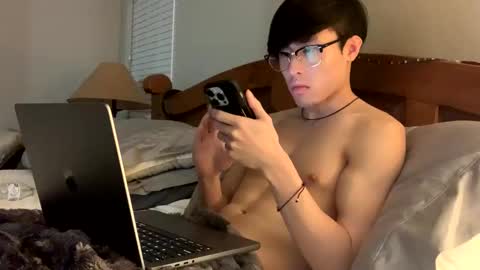 Snapshot of hottiewithabody101 chatting on February 18, 2026, 3:52 pm hottiewithabody101 online show from February 18, 2026, 3:52 pm