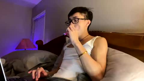 hottiewithabody101 online show from July 10, 2026, 3:55 am