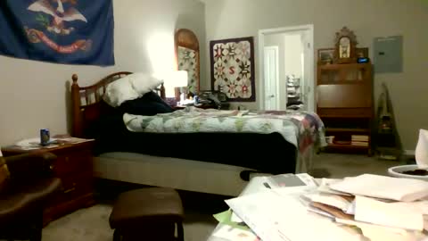 Snapshot of hottop_1981 chatting on October 23, 2025, 2:33 am Hottop 1981 online show from October 23, 2025, 2:33 am