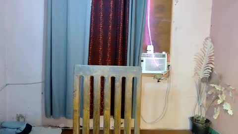 cassie online show from October 3, 2025, 8:44 am