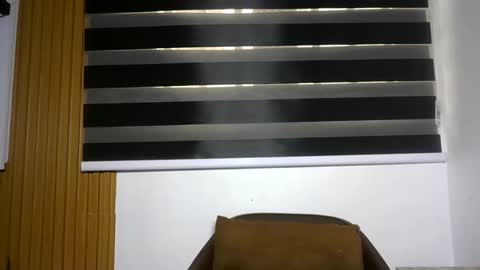 hotty_lora889 online show from November 13, 2025, 10:36 am