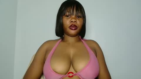 hotty_lora889 online show from April 7, 2026, 9:54 am