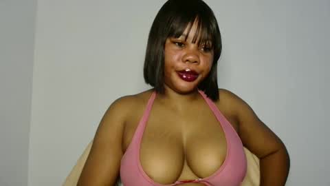 hotty_lora889 online show from April 15, 2026, 7:37 am