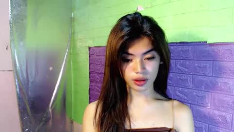 zeah online show from November 4, 2025, 9:41 am