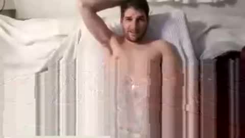 hottyaaron online show from March 26, 2026, 10:37 pm