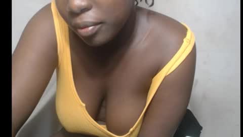 Snapshot of hottylissa1 chatting on October 13, 2025, 7:03 pm hottylissa1 online show from October 13, 2025, 7:03 pm