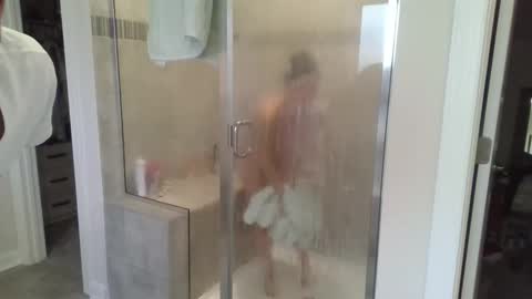 Hotwifehotlife01 online show from April 7, 2026, 11:48 pm