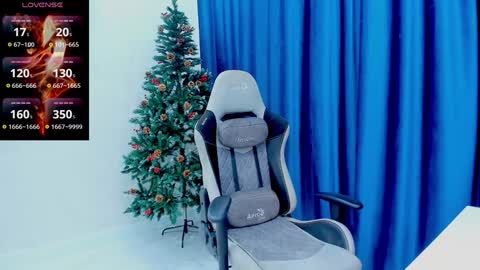 Snapshot of hotyplays chatting on December 9, 2024, 12:40 pm Susan online show from December 9, 2024, 12:40 pm