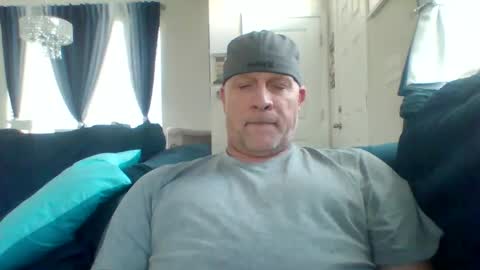 hotyummycock69 online show from October 4, 2025, 1:31 pm