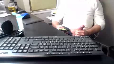 hoverday online show from March 20, 2026, 2:38 am