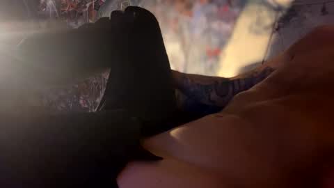 Snapshot of howbowdadareboy33 chatting on October 15, 2025, 8:47 am ask me online show from October 15, 2025, 8:47 am