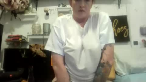 howdoyoulikeit87 online show from May 30, 2026, 7:38 am
