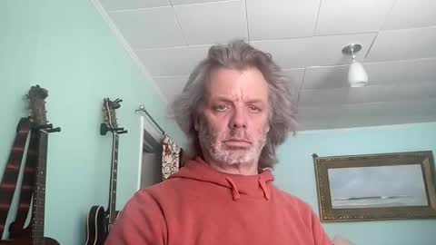 Snapshot of howlingatnothing chatting on February 8, 2026, 7:50 pm howlingatnothing online show from February 8, 2026, 7:50 pm