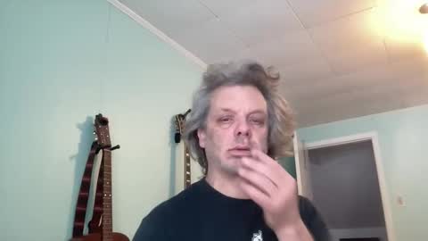 Snapshot of howlingatnothing chatting on February 19, 2026, 11:50 am howlingatnothing online show from February 19, 2026, 11:50 am