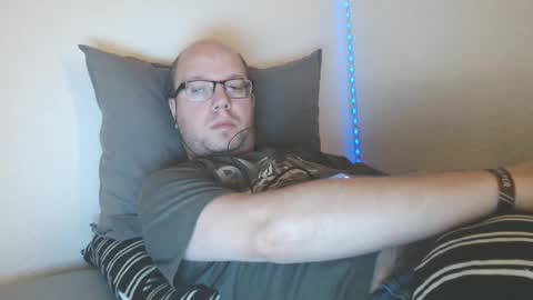 Snapshot of hoyboydkk chatting on November 13, 2025, 8:57 am Christian online show from November 13, 2025, 8:57 am