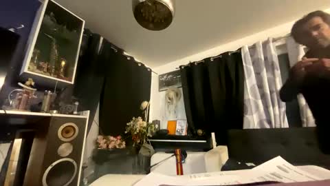 hubeer online show from April 29, 2026, 12:37 am