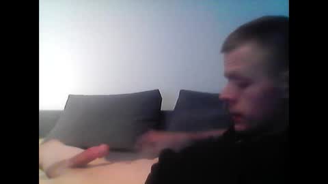 hubikush22 online show from November 21, 2025, 4:16 pm