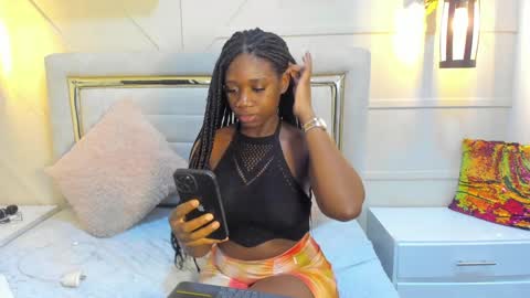 Snapshot of huddah_cam chatting on January 24, 2025, 11:37 am huddah online show from January 24, 2025, 11:37 am