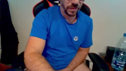 Snapshot of huge__cumshot chatting on June 30, 2026, 8:04 am huge__cumshot online show from June 30, 2026, 8:04 am