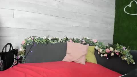 Erin online show from January 7, 2026, 4:26 am