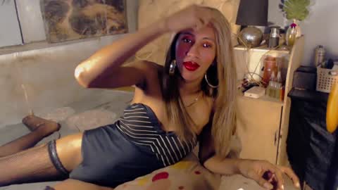 hugecock_caramel online show from July 11, 2026, 4:48 am