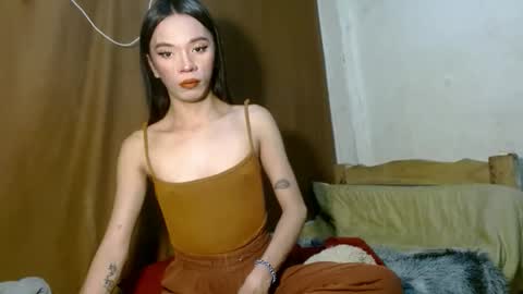 Snapshot of hugecock_caraxx chatting on February 24, 2026, 11:25 pm Cara online show from February 24, 2026, 11:25 pm