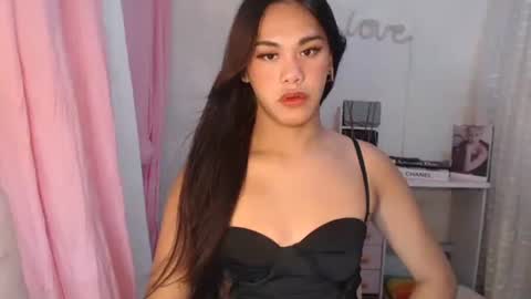 Snapshot of hugecock_kim chatting on September 19, 2025, 1:07 am Hanzel online show from September 19, 2025, 1:07 am