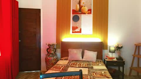 Snapshot of hugecock_nathalie15 chatting on November 6, 2025, 8:15 am nathalie online show from November 6, 2025, 8:15 am