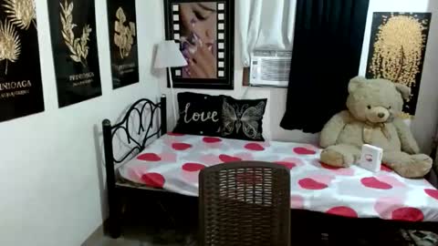 hugecockgoddessx online show from February 11, 2026, 11:10 pm