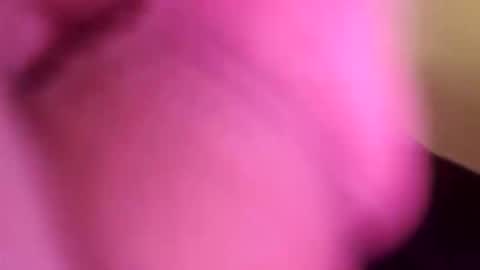 Snapshot of hugecummer10 chatting on January 18, 2026, 1:20 am hugecummer10 online show from January 18, 2026, 1:20 am