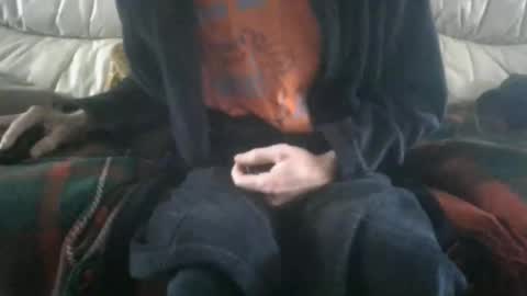 hugenob4u online show from February 11, 2026, 12:32 pm