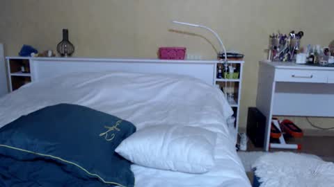 Snapshot of hugetittiesgerda chatting on February 12, 2026, 9:21 pm Gerda online show from February 12, 2026, 9:21 pm