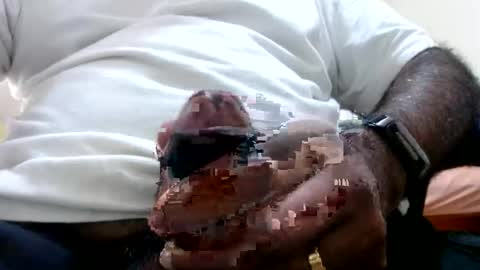 Snapshot of hugo_bulls chatting on February 24, 2025, 12:20 am HunkyLover online show from February 24, 2025, 12:20 am