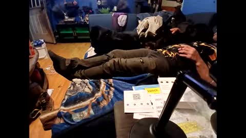 hugodickkes349241 online show from April 7, 2026, 5:08 am