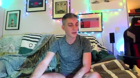 Snapshot of hugolandcam chatting on December 13, 2024, 8:58 pm Hugo online show from December 13, 2024, 8:58 pm