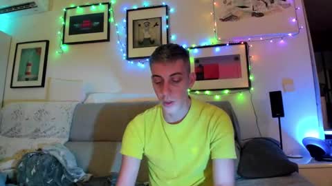 Snapshot of hugolandcam chatting on December 15, 2024, 10:04 pm Hugo online show from December 15, 2024, 10:04 pm