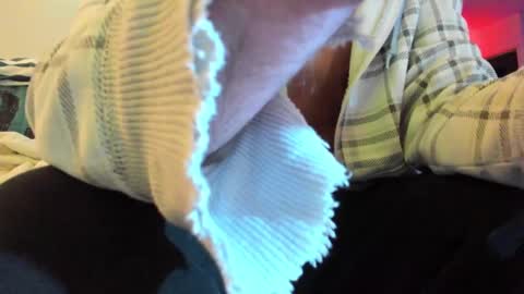 Snapshot of hugolandcam chatting on December 28, 2024, 3:48 pm Hugo online show from December 28, 2024, 3:48 pm