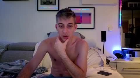 Snapshot of hugolandcam chatting on January 25, 2025, 3:41 pm Hugo online show from January 25, 2025, 3:41 pm