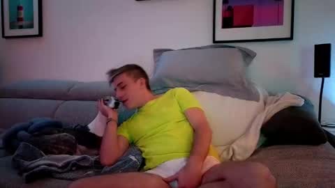 Snapshot of hugolandcam chatting on February 1, 2025, 7:55 pm Hugo online show from February 1, 2025, 7:55 pm