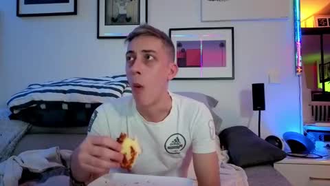 Snapshot of hugolandcam chatting on February 11, 2025, 9:03 pm Hugo online show from February 11, 2025, 9:03 pm