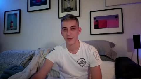 Snapshot of hugolandcam chatting on February 12, 2025, 9:01 pm Hugo online show from February 12, 2025, 9:01 pm