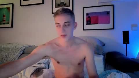 Snapshot of hugolandcam chatting on February 14, 2025, 11:31 pm Hugo online show from February 14, 2025, 11:31 pm