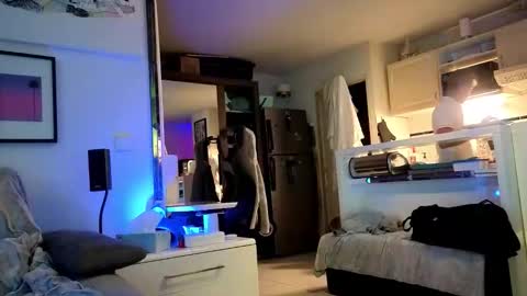 Snapshot of hugolandcam chatting on October 12, 2025, 8:41 pm Hugo online show from October 12, 2025, 8:41 pm