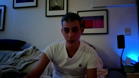 Hugo online show from February 21, 2026, 9:27 pm