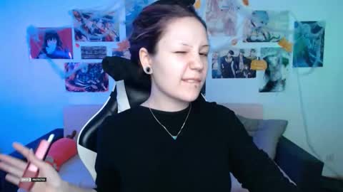 Snapshot of hugomin chatting on November 19, 2025, 8:58 am HugoMin online show from November 19, 2025, 8:58 am