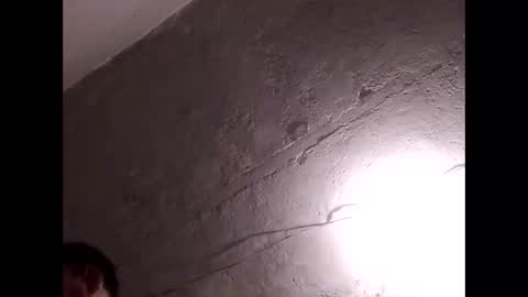 hugopaqui57 online show from February 27, 2025, 11:26 pm