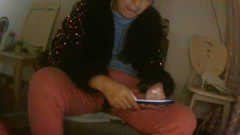 hujiajia520321431 online show from March 13, 2026, 12:45 pm